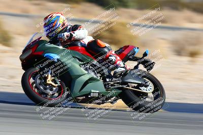 media/Jan-08-2022-SoCal Trackdays (Sat) [[1ec2777125]]/Turn 4 (1145am)/